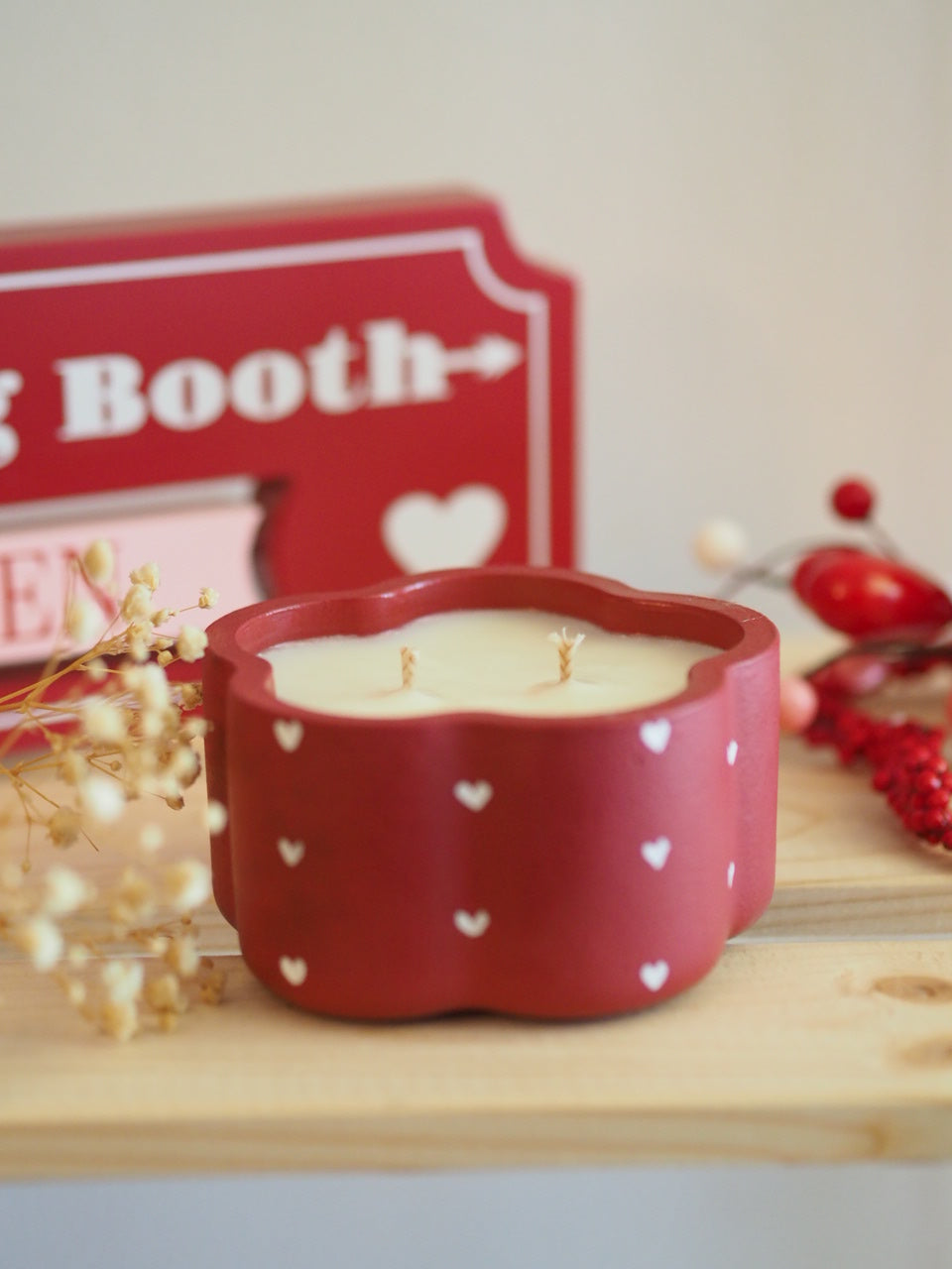 Handmade Cement Candle Red Petal